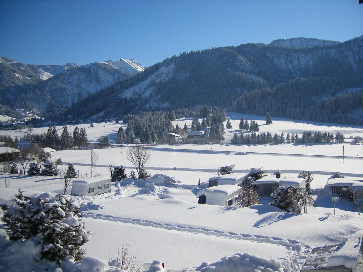 Camping Alpenwelt Hotel Tannheim Kültér fotó